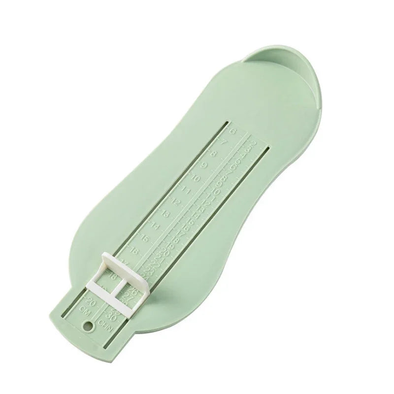 Foot measuring device
